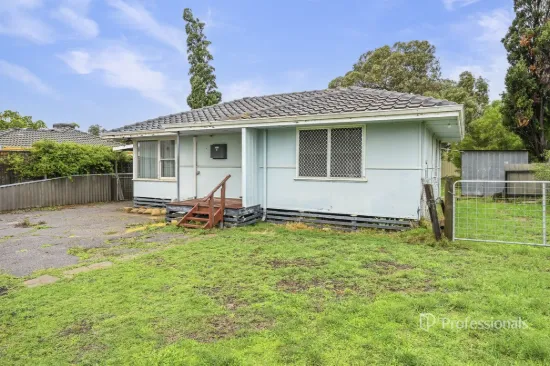 10 Sherlock Way, Rangeway, WA 6530