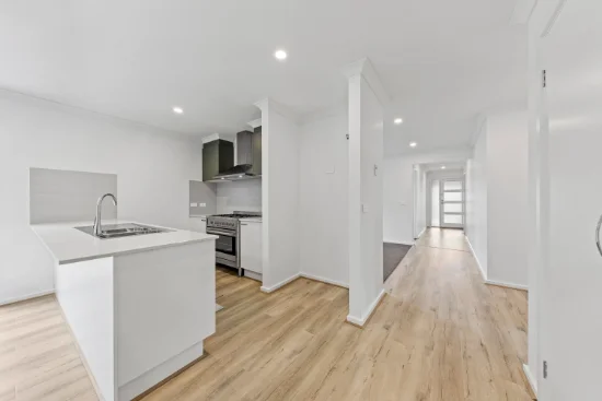 10 Silverstar Street, Pakenham VIC 3810-Image