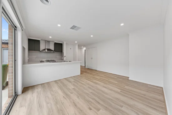 10 Silverstar Street, Pakenham VIC 3810-Image