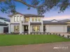 10 Spinnaker Rise, Sanctuary Lakes, Vic 3030