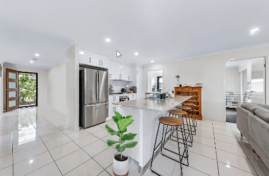 10 Springfield Circuit, Cannonvale, Qld 4802 - For Rent