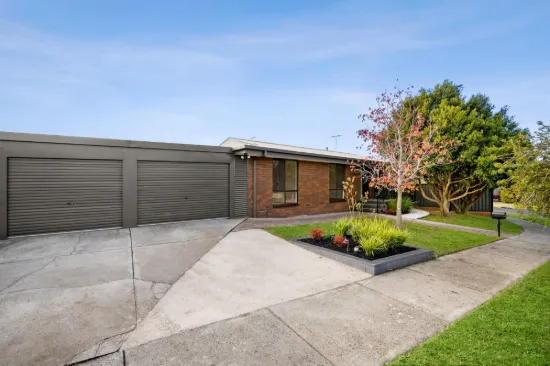 10 Springhurst Crescent, Grovedale, Vic 3216