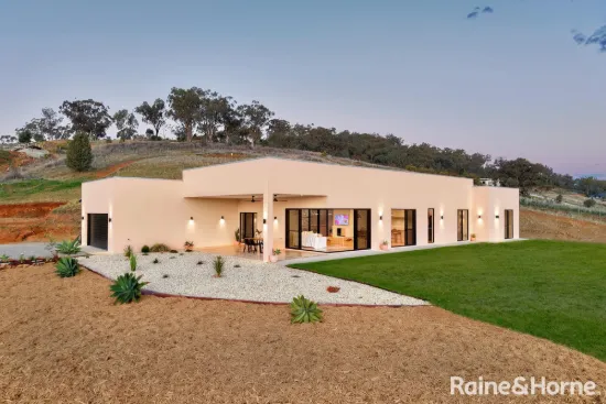 10 Spur Wing Close, Tamworth, NSW 2340