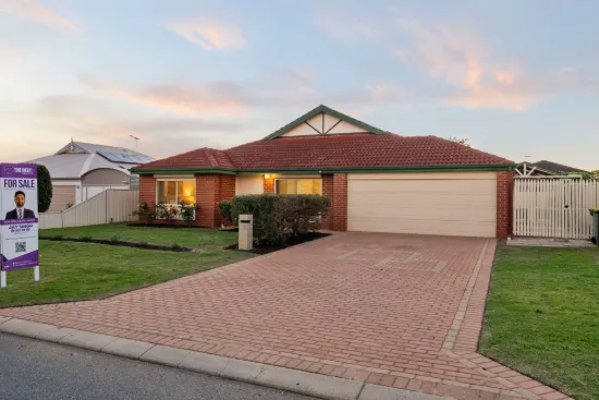 10 St John Road, Wattle Grove, WA 6107