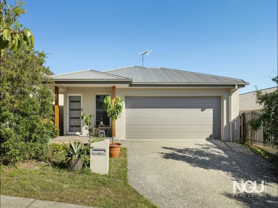 10 Stellar Street, Spring Mountain, Qld 4300