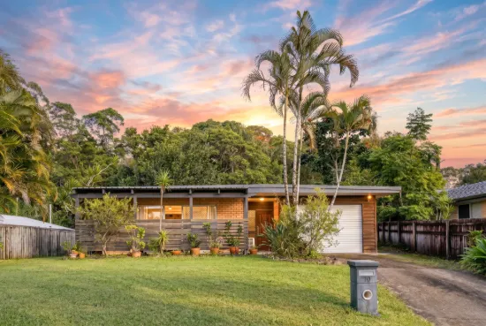 10 Sue Street, Burnside, Qld 4560