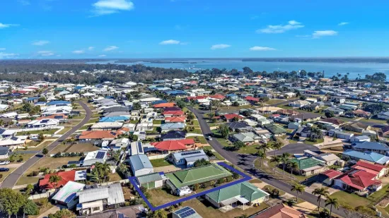 10 Sunrise Crescent, Burrum Heads, Qld 4659