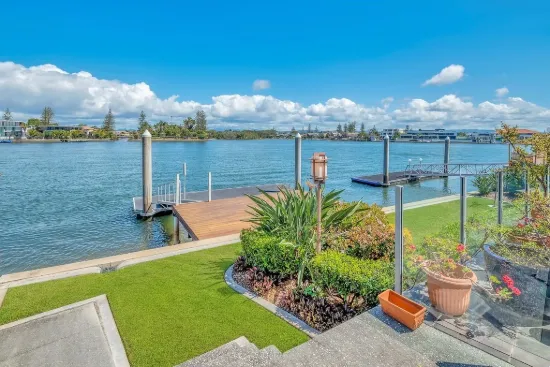 10 Sunset Boulevard, Surfers Paradise, Qld 4217