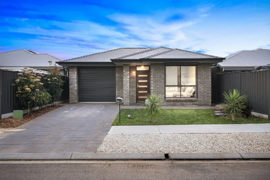 10 Suter Court, Evanston Gardens, SA 5116