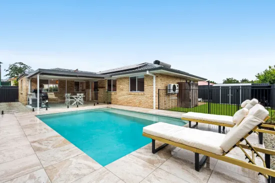 10 Sweetlip Court, Birkdale, Qld 4159