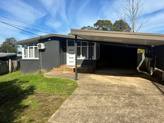 10 Tallara Place, Busby, NSW 2168