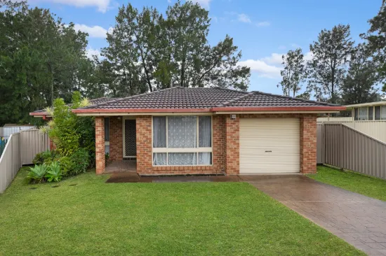 10 Tandara Close, Blue Haven, NSW 2262