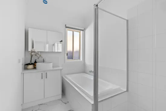 10 The Garlands, Craigieburn, Vic 3064-Image