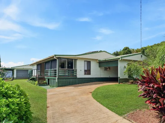 10 Third Avenue, Atherton, Qld 4883