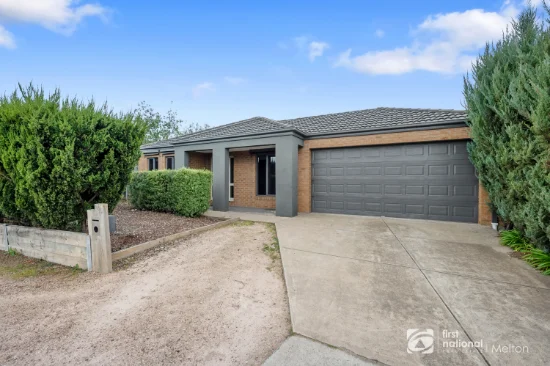 10 Thornhill Street, Melton West, Vic 3337
