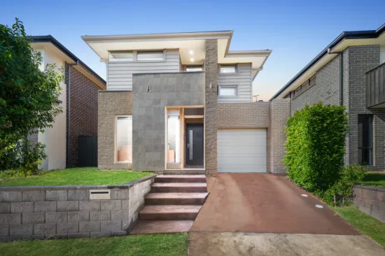 10 Treeview Place, Glenmore Park, NSW 2745