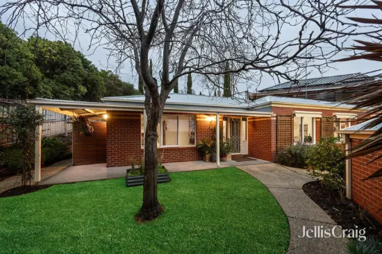 10 Tunbury Court, Highton, Vic 3216