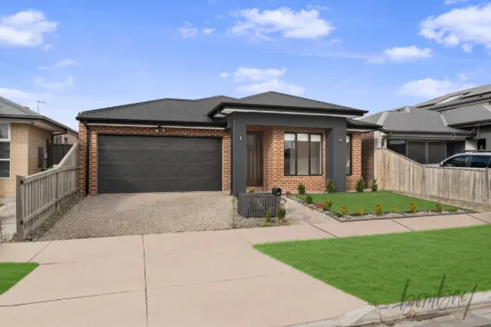 10 Valetta Street, Mickleham, Vic 3064