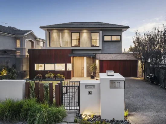 10 Viewhill Road, Balwyn North, Vic 3104