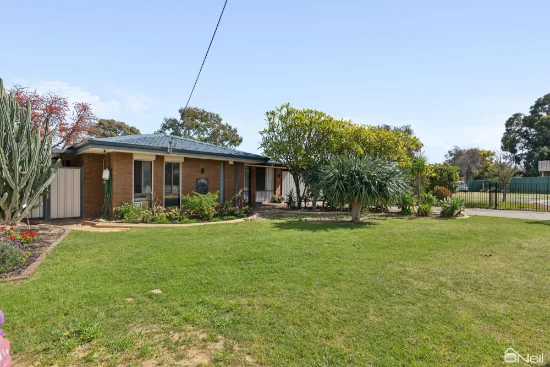 10 Wakehurst Place, Kelmscott, WA 6111