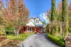 10 Walnut Grove, Bright, Vic 3741