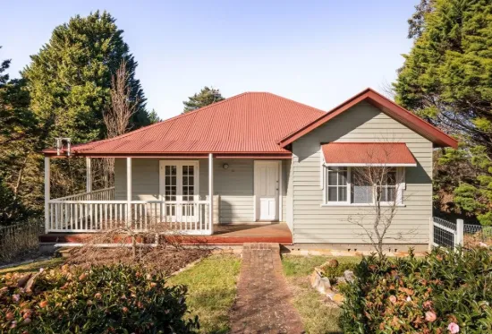 10 Warne Street, Katoomba NSW 2780-Image