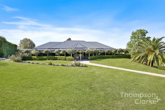 10 Watsons Place, Aberglasslyn, NSW 2320