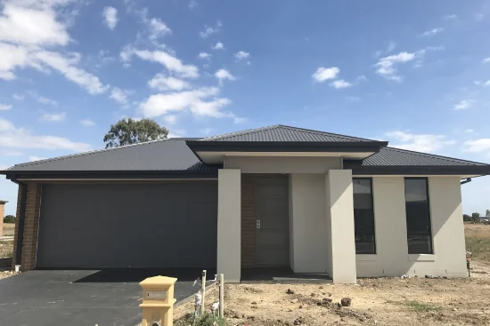 10 Wendy Way, Pakenham, Vic 3810