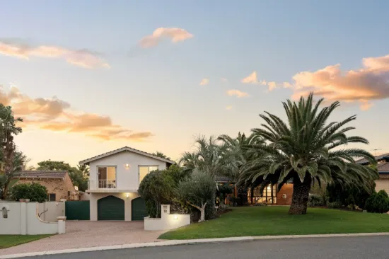10 Whelk Place, Mullaloo, WA 6027