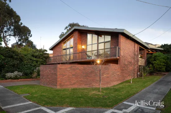 10 White Way, Bulleen, Vic 3105
