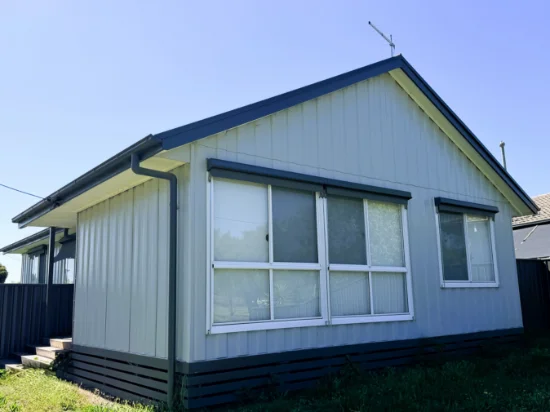 10 William Street South, Benalla VIC 3672 - For Rent