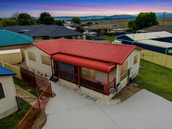 10 Willott Close, Eglinton, NSW 2795