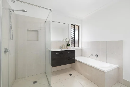 10 Wirraway Drive, Parkhurst, Qld 4702-Image