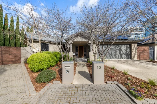 10 Wunderlich Street, Gungahlin, ACT 2912