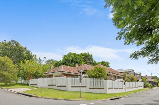 100 Christian Street, Clayfield, Qld 4011