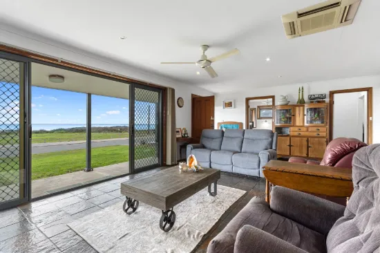 100 Esplanade, Point Turton, SA 5575-Image
