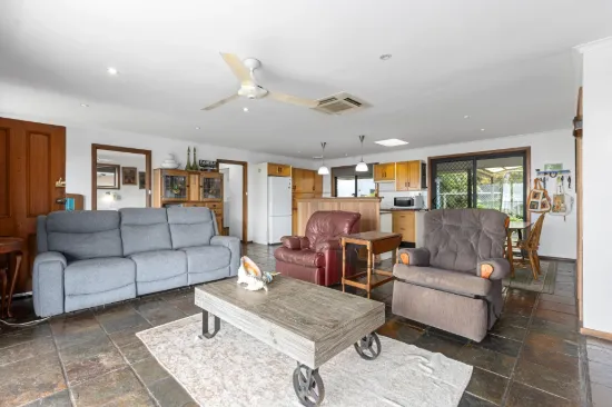 100 Esplanade, Point Turton, SA 5575-Image