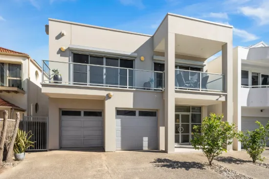 100 Gulf Point Drive, North Haven, SA 5018