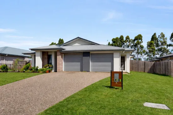 100 Magpie Drive, Cambooya, Qld 4358