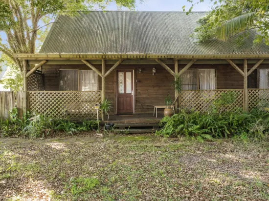 100 Thompsons Road, Coffs Harbour, NSW 2450