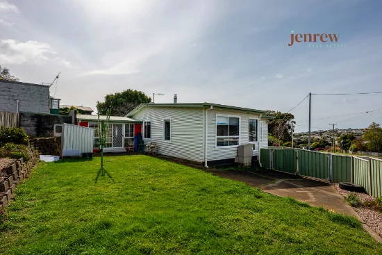 100 West Park Grove, Park Grove, Tas 7320
