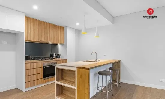1002/2 Sergeant Street, Edmondson Park, NSW 2174