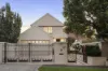 101 Roslyn Street, Brighton, Vic 3186