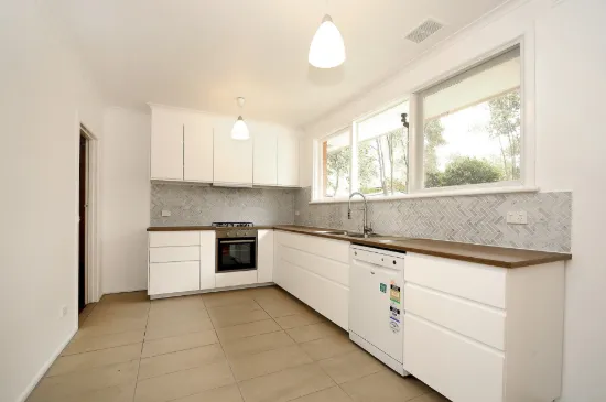 101 Whites Lane, Glen Waverley, Vic 3150