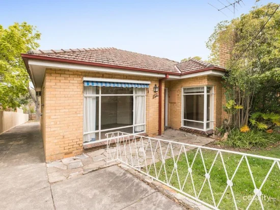 102 Longview Road, Balwyn North, Vic 3104 - For Rent