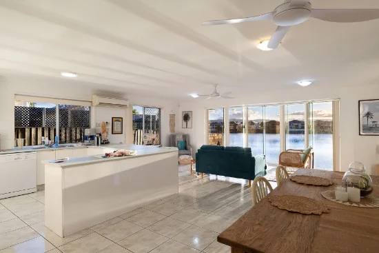 102 Port Jackson Boulevard, Clear Island Waters QLD 4226-Image