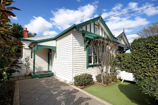 102 St Andrews Street, Brighton, Vic 3186