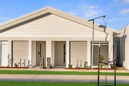 103 Burnbank Parade, Clyde North, Vic 3978