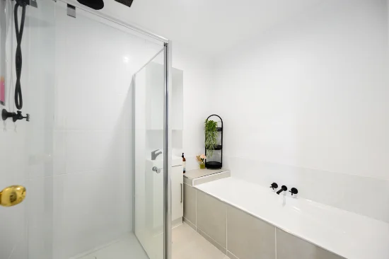 1030/6 Crestridge Crescent, Oxenford, Qld 4210-Image