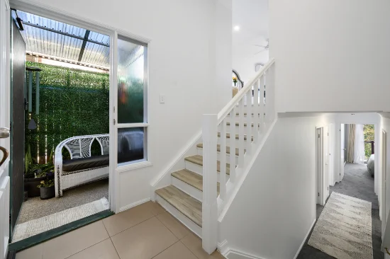 1030/6 Crestridge Crescent, Oxenford, Qld 4210-Image
